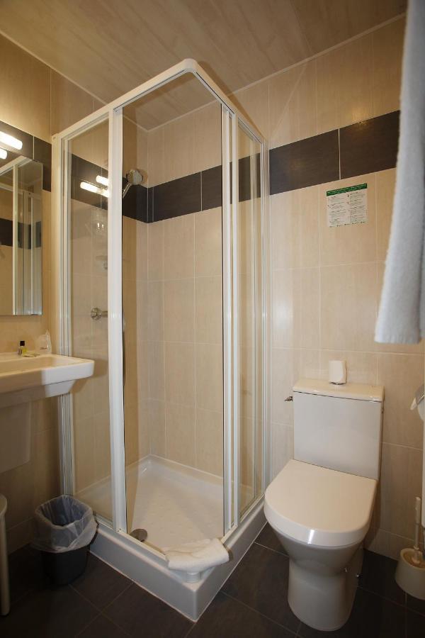 Contact Hotel - Hotel Le Lion D'Or Lamballe Buitenkant foto