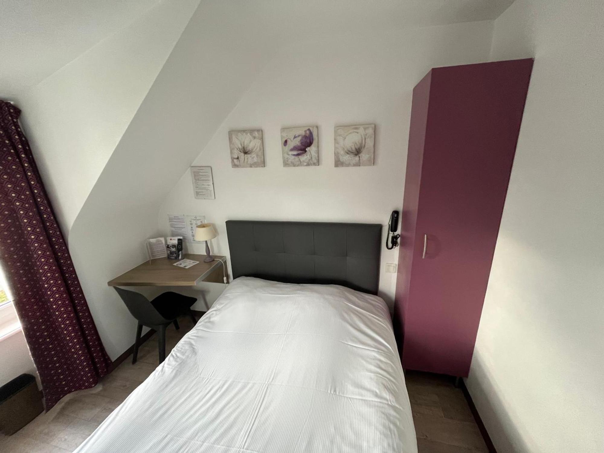 Contact Hotel - Hotel Le Lion D'Or Lamballe Buitenkant foto