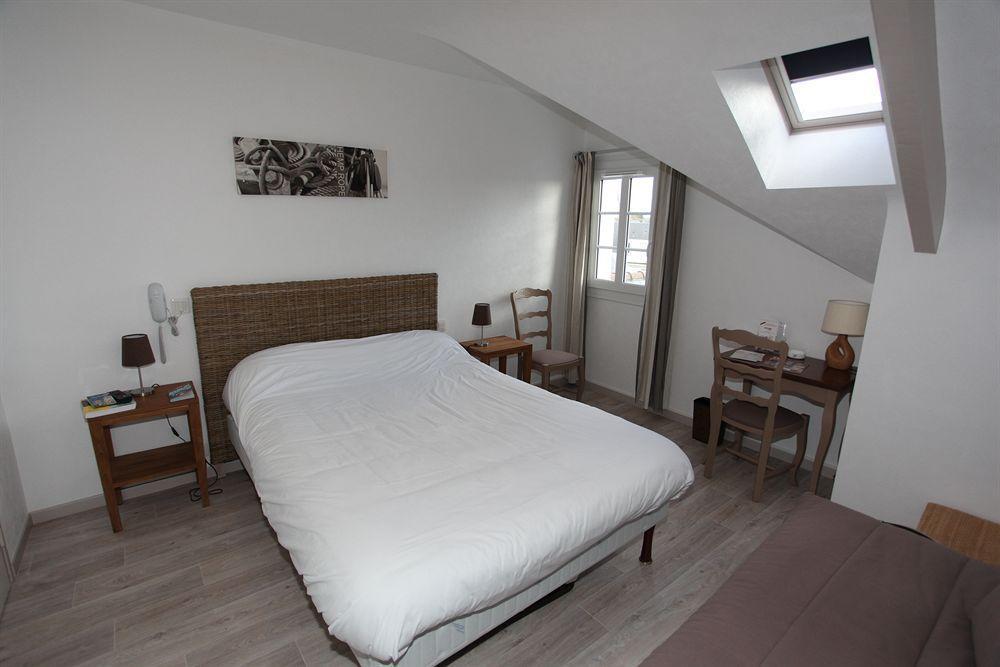 Contact Hotel - Hotel Le Lion D'Or Lamballe Buitenkant foto